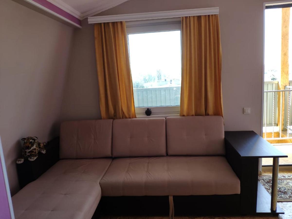 Guest House Anna Szuhumi Kültér fotó